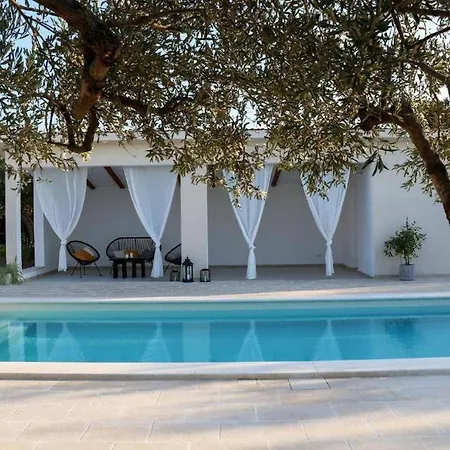 Amber Villa Supetar