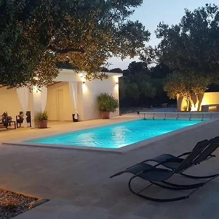Amber Villa Supetar
